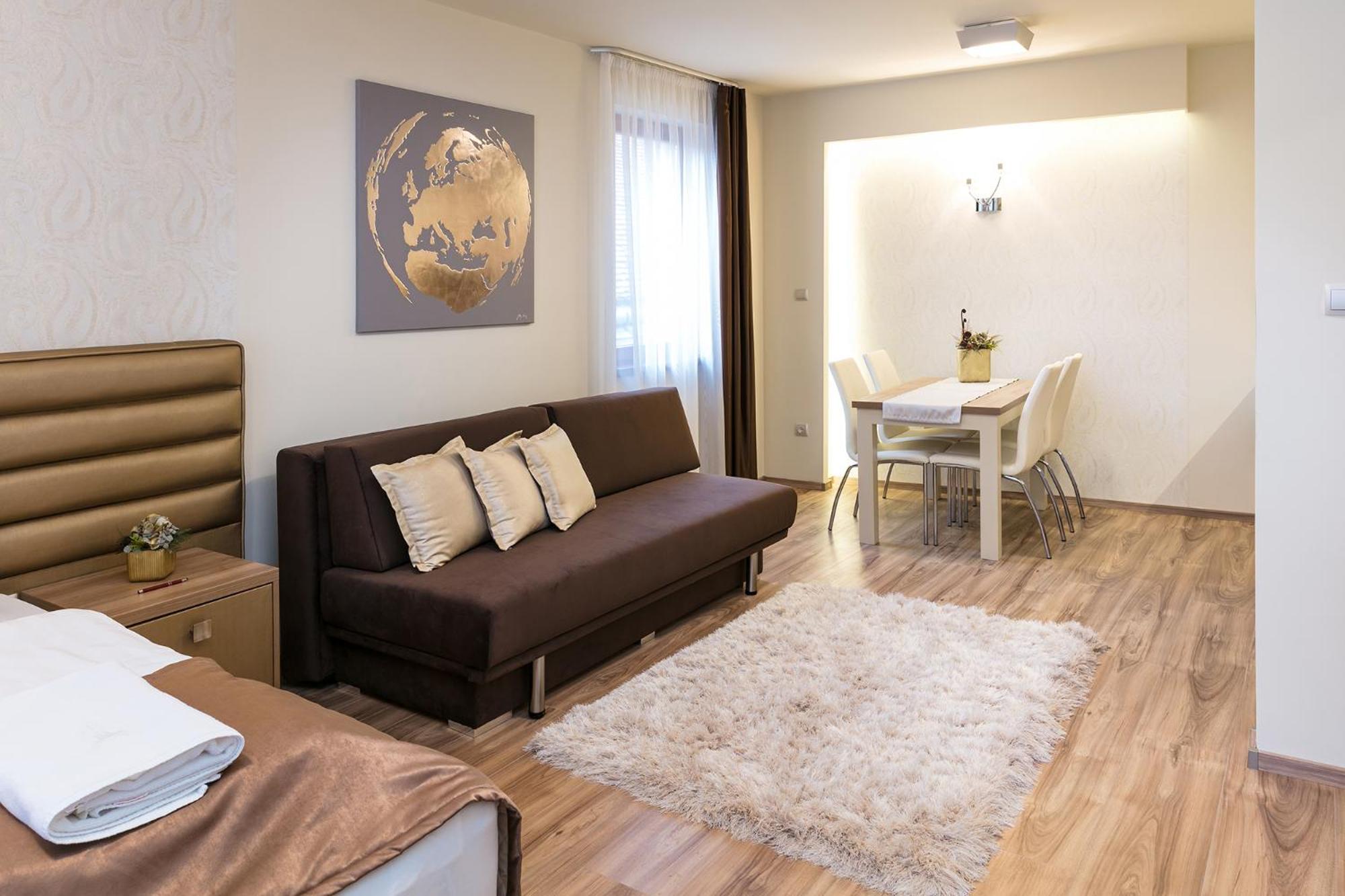 Foter Rezidencia 3 Apartment Gyor Exterior photo