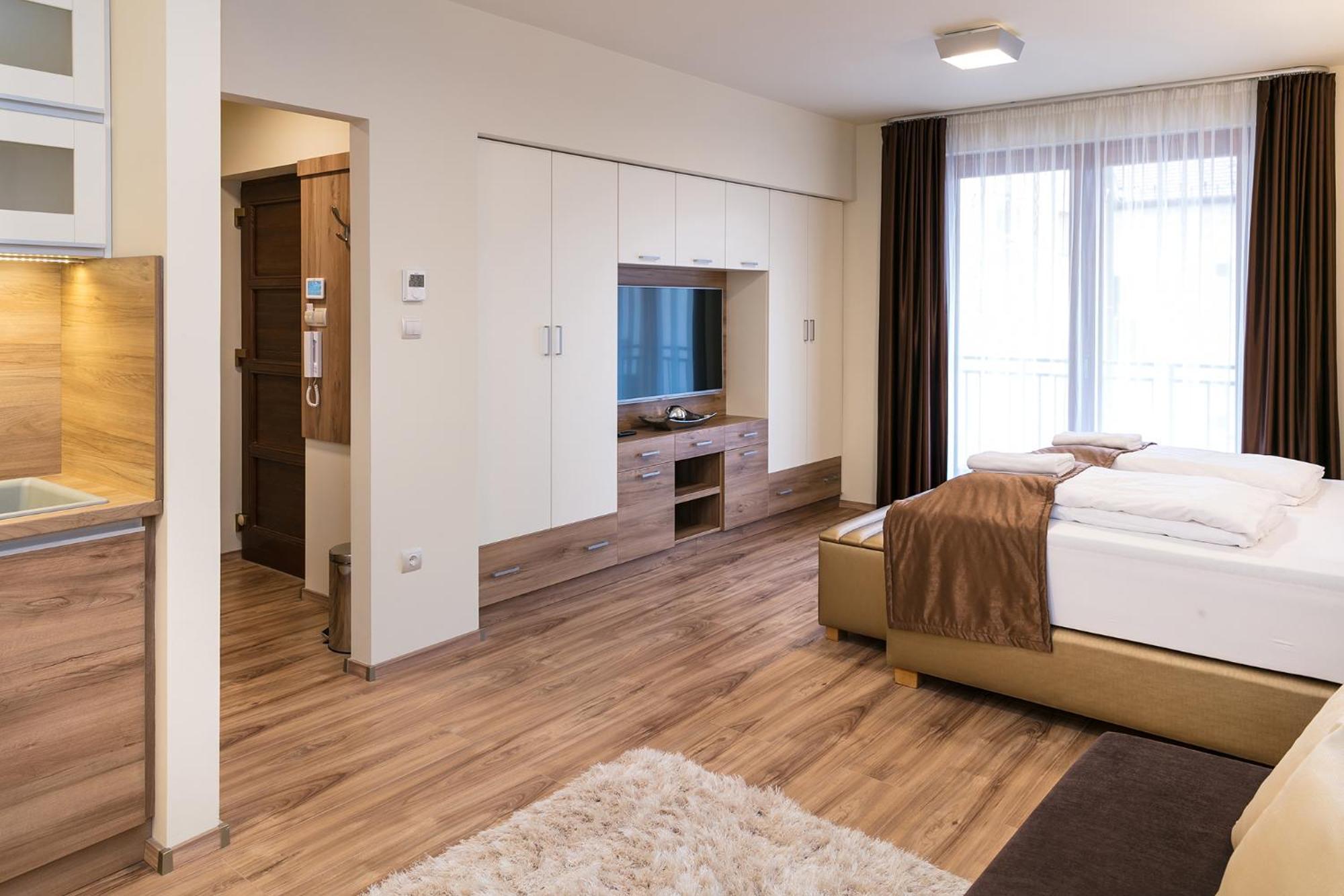 Foter Rezidencia 3 Apartment Gyor Exterior photo